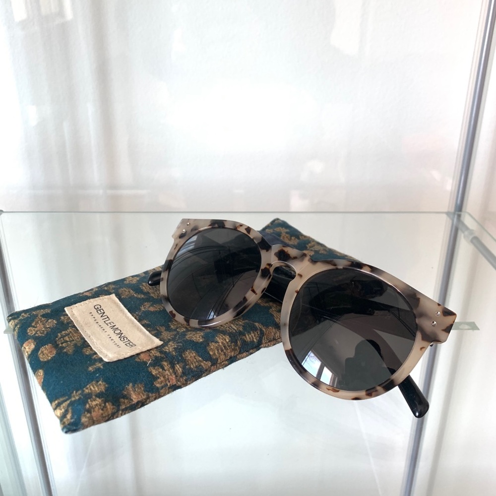 Gentle Monster DIDI.H Tortoise Sunglasses